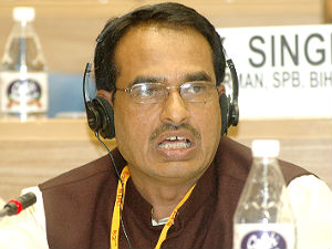 Shivraj Singh Chauhan opposes FDI in grocery sector Shivraj Singh Chauhan opposes FDI in grocery sector