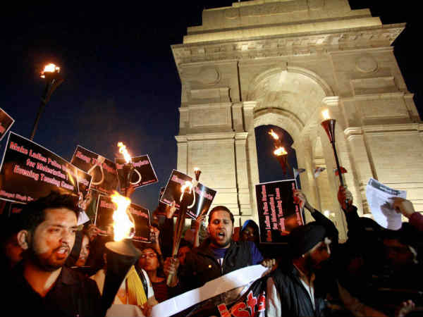 बयानों के चलते भी रही विवादों में