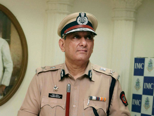 sheena bora, murder, mumbai, rakesh maria, cbi, news, crime, murder case, शीना बोरा, हत्याकांड, मर्डर, राकेश मारिया, सीबीआई, न्यूज, क्राइम, जुर्म, अपराध sheena bora, murder, mumbai, rakesh maria, cbi, news, crime, murder case, शीना बोरा, हत्याकांड, मर्डर, राकेश मारिया, सीबीआई, न्यूज, क्राइम, जुर्म, अपराध