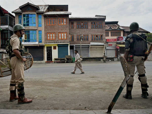 kashmir-unrest-curfew kashmir-unrest-curfew