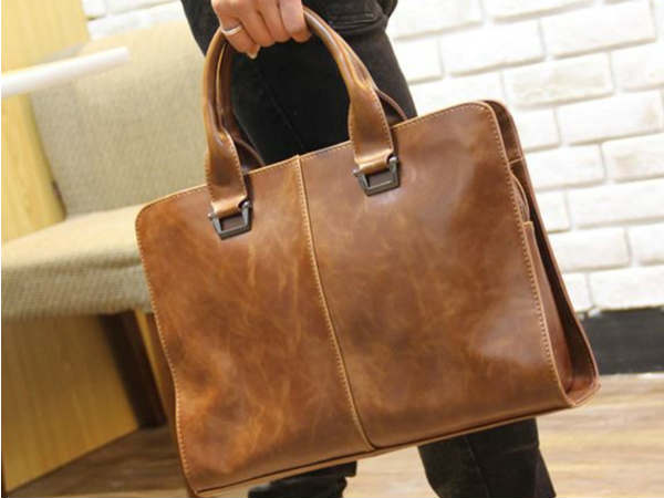 Man harassed by 'gau rakshak' over leather bag in Mumbai Man harassed by 'gau rakshak' over leather bag in Mumbai
