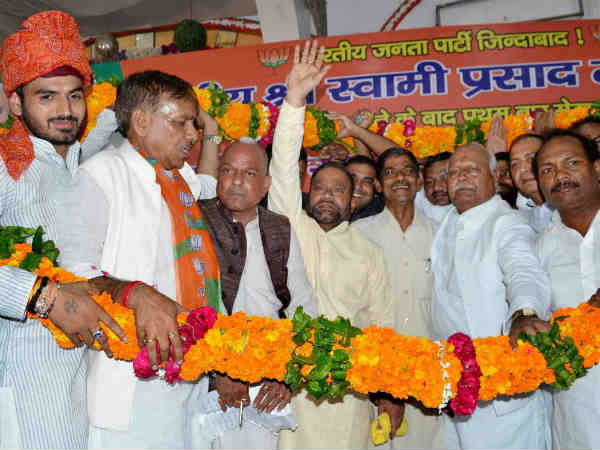 BJP is all set to start a massive campaign in UP with 1 lac booth workers BJP is all set to start a massive campaign in UP with 1 lac booth workers