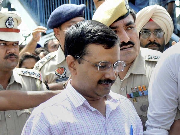 If AAP comes to power, prohibition on alcohol, meat around the Golden Temple If AAP comes to power, prohibition on alcohol, meat around the Golden Temple