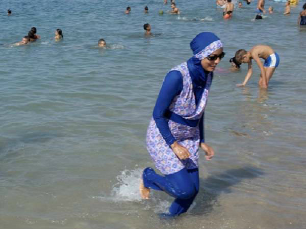burkini-france-pm-jpeg.jpg burkini-france-pm-jpeg.jpg
