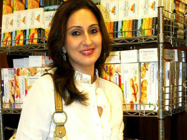 राज बब्बर की बेटी जूही के जीवन से जुड़ी हर बात राज बब्बर की बेटी जूही के जीवन से जुड़ी हर बात