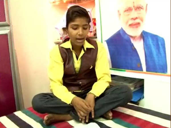 Meet 12-year-old Modi Bhakt Kartik, who worships PM before eating Meet 12-year-old Modi Bhakt Kartik, who worships PM before eating