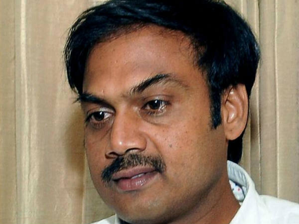 एमएसके प्रसाद बने बीसीसीआई चयन समिति के नए मुखिया एमएसके प्रसाद बने बीसीसीआई चयन समिति के नए मुखिया