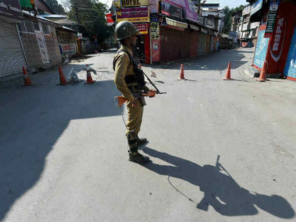 pellet-guns-jammu-kashmir-high-court600 pellet-guns-jammu-kashmir-high-court600