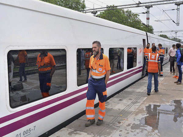 talgo-train talgo-train