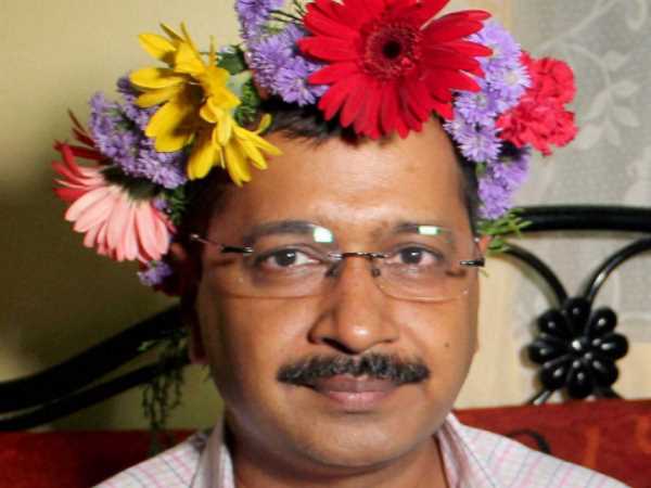 'केजरीवाल का दिमाग नक्सली है'