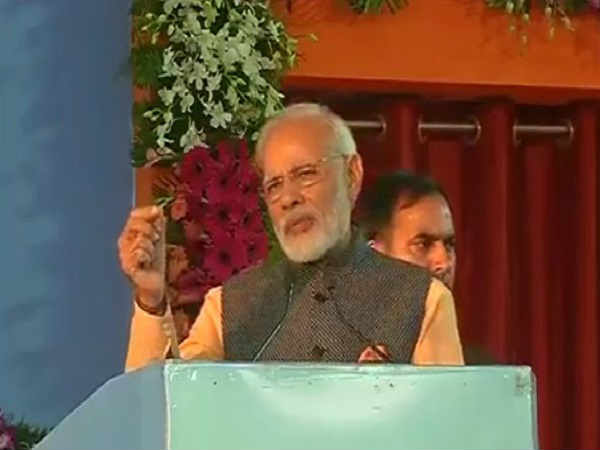 हमारे सैनिकों ने सब कुछ भुला कर मदद की