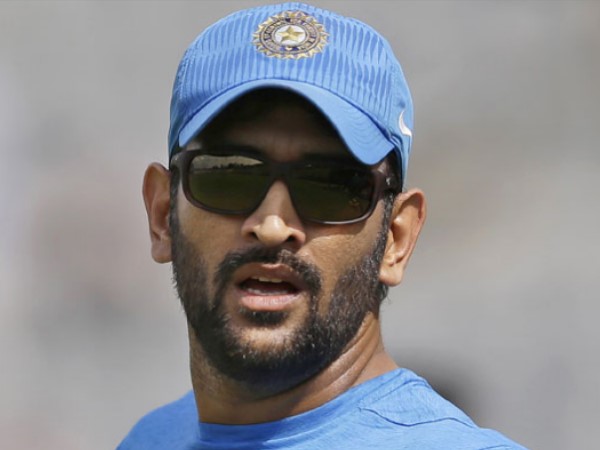 dhoni dhoni