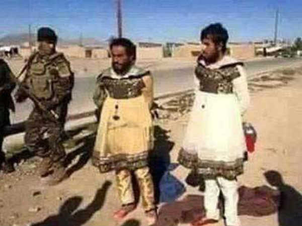 Cowardly ISIS fighters flee Mosul dressed in women's clothes Cowardly ISIS fighters flee Mosul dressed in women's clothes