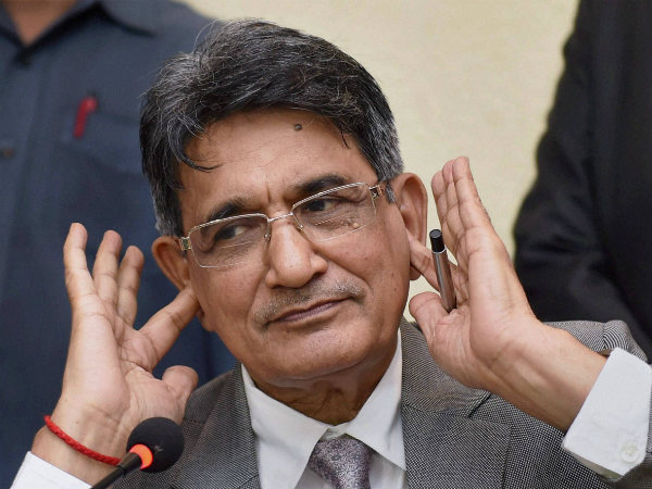 bcci & lodha panel committee clash in supreme court. सु्प्रीम कोर्ट में आज क्रिकेट प्रशासन को लेकर एक अहम सुनवाई हुई जिसमें बीसीसीआई यानी भारतीय क्रिकेट कंट्रोल बोर्ड और लोढ़ा कमेटी आमने-सामने थी। bcci & lodha panel committee clash in supreme court. सु्प्रीम कोर्ट में आज क्रिकेट प्रशासन को लेकर एक अहम सुनवाई हुई जिसमें बीसीसीआई यानी भारतीय क्रिकेट कंट्रोल बोर्ड और लोढ़ा कमेटी आमने-सामने थी।