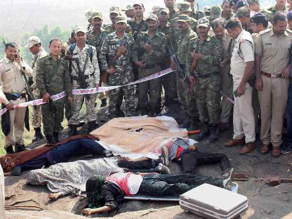 भोपाल जेलब्रेक व सिमी आतंकियों के एनकाउंटर मामले की जांच करने को NIA ने रखी शर्त भोपाल जेलब्रेक व सिमी आतंकियों के एनकाउंटर मामले की जांच करने को NIA ने रखी शर्त