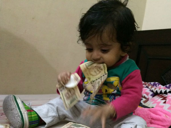 सोशल मीडिया पर जमकर उड़ा मजाक