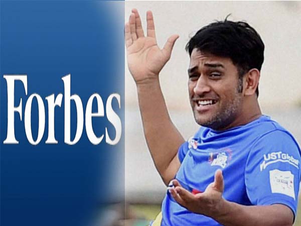 forbes fab 40 list 2016: Dhoni top indian, federar globally no. 1 brand value athelete. भारतीय क्रिकेट वनडे और टी20 कप्तान महेंद्र सिंह धोनी 2016 के सबसे ज्यादा ब्रांड वैल्यू वाली भारतीय खिलाड़ी बने हुए हैं। हालांकि, 2015 के मुकाबले उनकी वैल्यू में 47 फीसदी गिरावट दर्ज की गई है। forbes fab 40 list 2016: Dhoni top indian, federar globally no. 1 brand value athelete. भारतीय क्रिकेट वनडे और टी20 कप्तान महेंद्र सिंह धोनी 2016 के सबसे ज्यादा ब्रांड वैल्यू वाली भारतीय खिलाड़ी बने हुए हैं। हालांकि, 2015 के मुकाबले उनकी वैल्यू में 47 फीसदी गिरावट दर्ज की गई है।