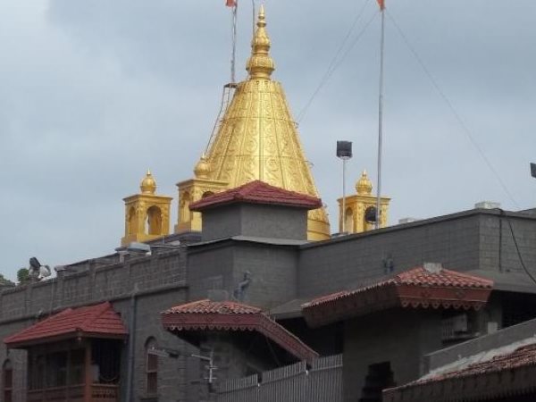 शिरडी साईंबाबा मंदिर, शिरडी