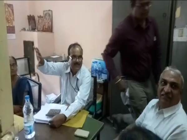 यहां-यहां हुई छापेमारी