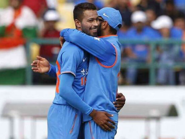 हार्दिक पांड्या: 10 महीनों में बनाई हर फॉर्मेट में जगह हार्दिक पांड्या: 10 महीनों में बनाई हर फॉर्मेट में जगह