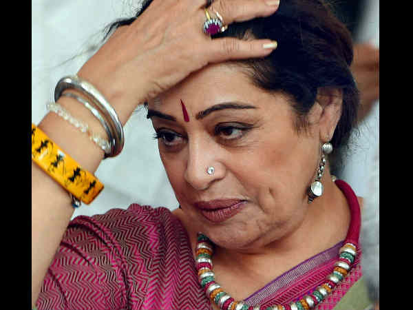 Kirron Kher’s father passes away, Anupam Kher pays respect Kirron Kher’s father passes away, Anupam Kher pays respect