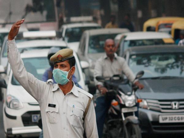 Pollution in delhi Pollution in delhi