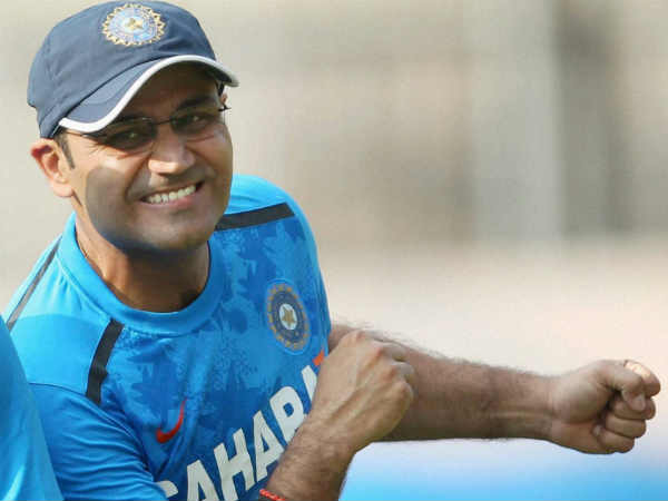 When Virender Sehwag stopped a Test to remember a song! When Virender Sehwag stopped a Test to remember a song!