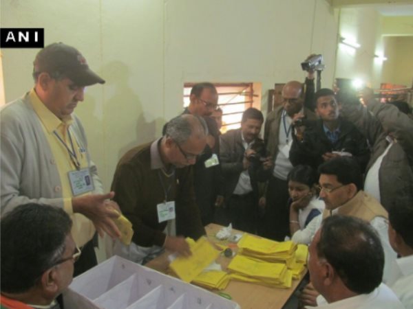 votes votes