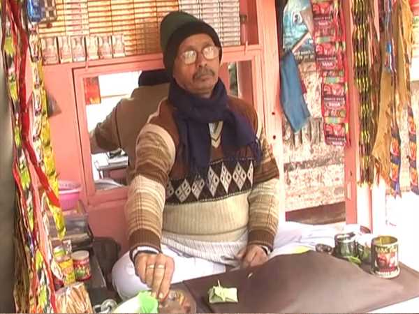 मोदी का समर्थन, बैंक कर्मियों पर सवाल