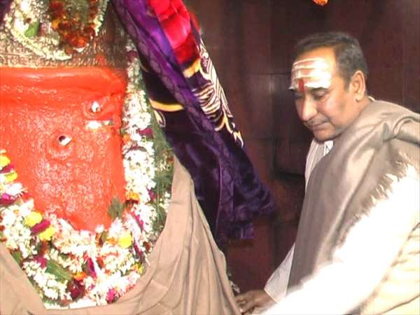 पहनाया गया कंबल-शॉल