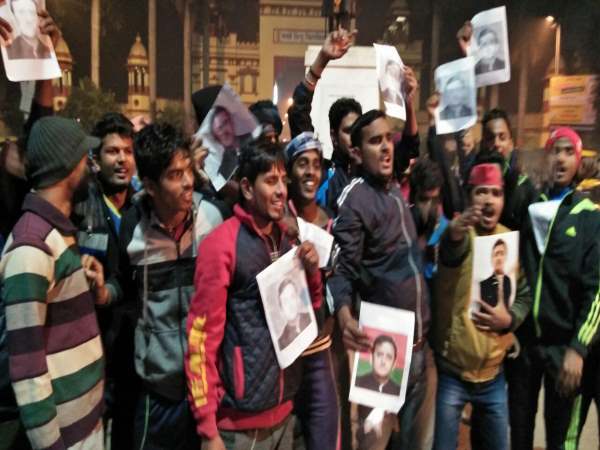 समर्थन के चक्कर में लग गया जाम