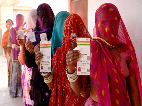 aadhaar payment app- अब आधार पेमेंट ऐप, एटीएम जाइए भूल नए तरीके से होगा डिजिटल पेमेंट aadhaar payment app- अब आधार पेमेंट ऐप, एटीएम जाइए भूल नए तरीके से होगा डिजिटल पेमेंट