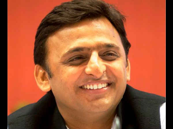 पार्टी से निकाले जाने के बाद क्या अखिलेश बने रहेंगे सीएम? पार्टी से निकाले जाने के बाद क्या अखिलेश बने रहेंगे सीएम?