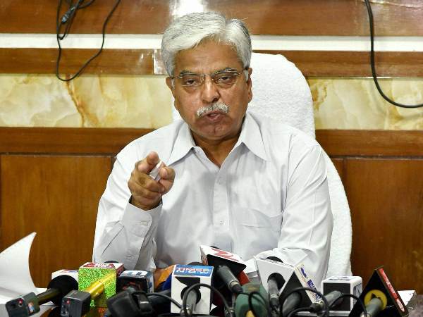 नजीब जंग के बाद दिल्ली के उपराज्यपाल पद के लिए अनिल बैजल, किरण बेदी और बीएस बस्सी के नाम की चर्चा.. नजीब जंग के बाद दिल्ली के उपराज्यपाल पद के लिए अनिल बैजल, किरण बेदी और बीएस बस्सी के नाम की चर्चा..