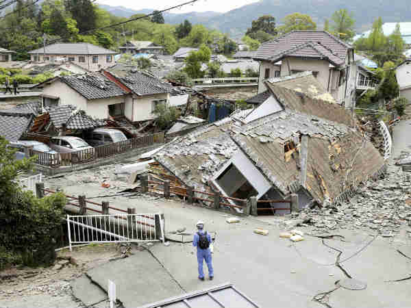 earthquake-in-japan-जापान-में-भूकंप earthquake-in-japan-जापान-में-भूकंप