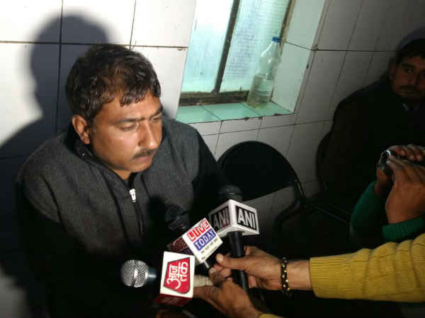 नरेश अग्रवाल के सांसद प्रतिनिधि की दिनदहाड़े हत्या नरेश अग्रवाल के सांसद प्रतिनिधि की दिनदहाड़े हत्या
