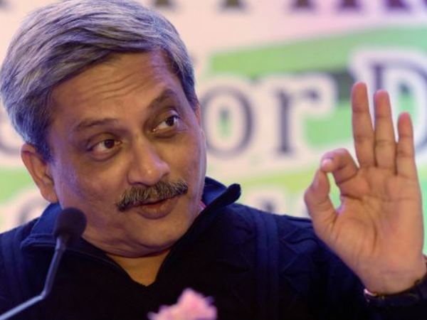 manohar parrikar मनोहर पर्रिकर ने कहा- सेना के सभी कैंपों में भेजा जाएगा फ्रोजन चिकन manohar parrikar मनोहर पर्रिकर ने कहा- सेना के सभी कैंपों में भेजा जाएगा फ्रोजन चिकन