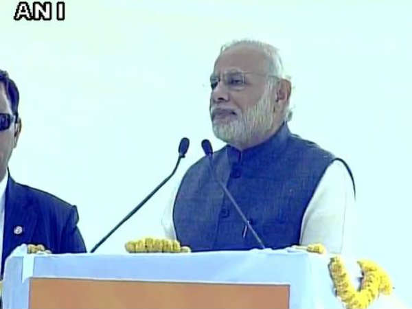 नरेंद्र मोदी की देहरादून रैली- अब विकास का इंतजार नहीं करना चाहता है उत्तराखंड नरेंद्र मोदी की देहरादून रैली- अब विकास का इंतजार नहीं करना चाहता है उत्तराखंड