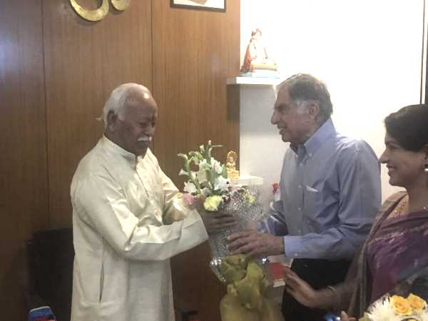 आरएसएस प्रमुख मोहन भागवत से मिलने क्यों पहुंचे टाटा संस के चेयरमेन रतन टाटा? आरएसएस प्रमुख मोहन भागवत से मिलने क्यों पहुंचे टाटा संस के चेयरमेन रतन टाटा?