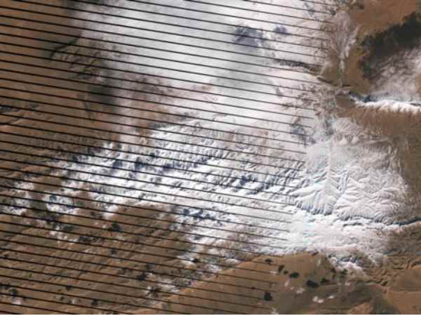 सहारा के रेगिस्तान में 40 साल बाद देखने को मिला अनोखा नजारा सहारा के रेगिस्तान में 40 साल बाद देखने को मिला अनोखा नजारा