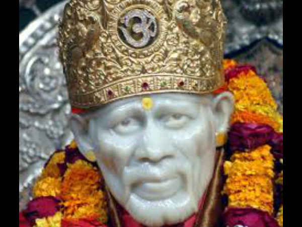 नोटबंदी: शिर्डी साईंबाबा मंदिर को मिला 31.73 करोड़ रुपए का दान नोटबंदी: शिर्डी साईंबाबा मंदिर को मिला 31.73 करोड़ रुपए का दान