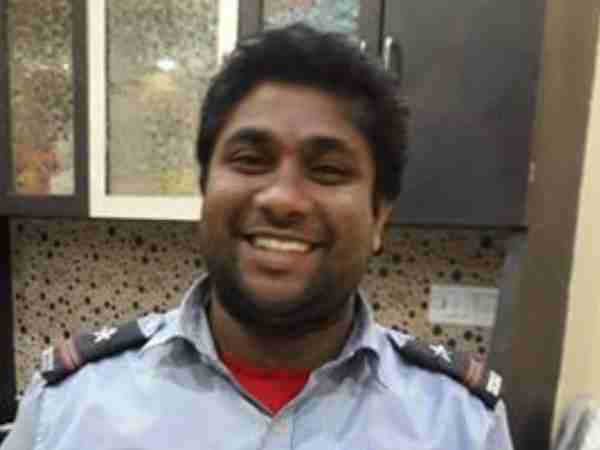 security guard singing viral on facebook security guard singing viral on facebook