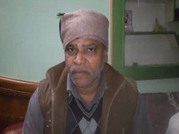 Video: देखें कैसे यूपी के मेरठ में 4 नकाबपोशों ने लूट की वरदात को दिया अंजाम Video: देखें कैसे यूपी के मेरठ में 4 नकाबपोशों ने लूट की वरदात को दिया अंजाम