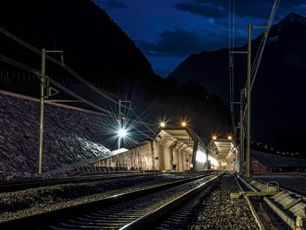 World’s longest tunnel World’s longest tunnel