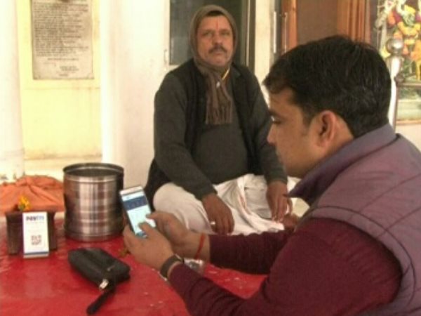 जनता को भा रही है कैशलेस प्रणाली