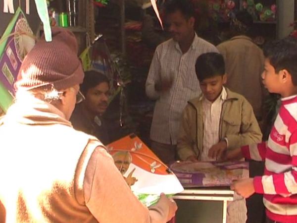 वाराणसी की पतंगबाजी विश्व प्रसिद्ध है