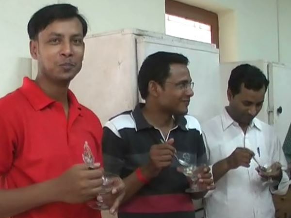 क्या कहते हैं और लोग
