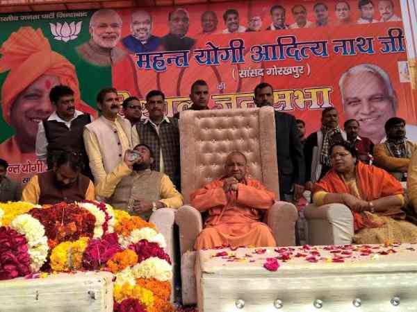 'बहुत से बहुसंख्यक लोगों ने किया पलायन'