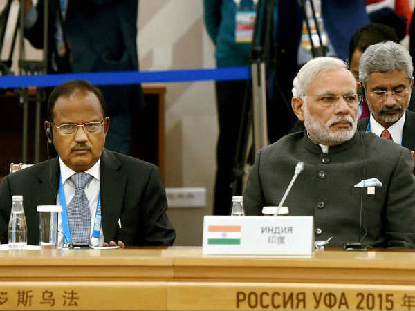 ajit-doval-donald-trump-inauguration-अजित-डोवाल-डोनाल्ड-ट्रंप.jpg ajit-doval-donald-trump-inauguration-अजित-डोवाल-डोनाल्ड-ट्रंप.jpg
