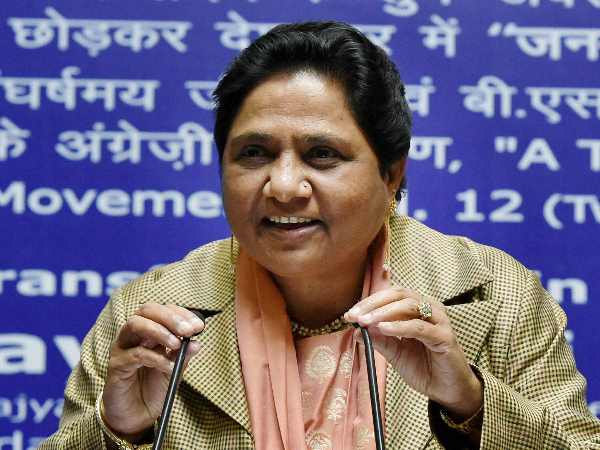 जानें क्यों शिवपाल सिंह यादव के प्रति हमदर्दी जता रही हैं मायावती! जानें क्यों शिवपाल सिंह यादव के प्रति हमदर्दी जता रही हैं मायावती!
